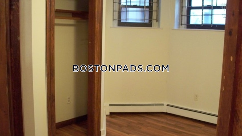 Boston - $3,200+ /month