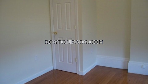 Bay State Rd. Boston photo 26