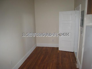 Boston - 2 Beds, 1 Baths