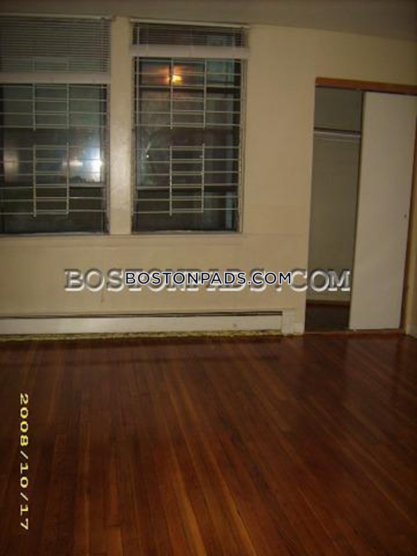 Boston - $3,450+ /month