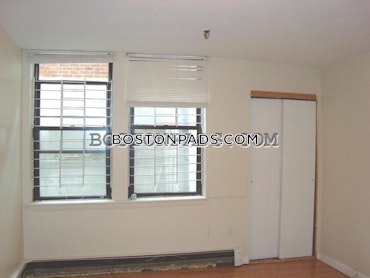 Boston - 2 Beds, 1 Baths
