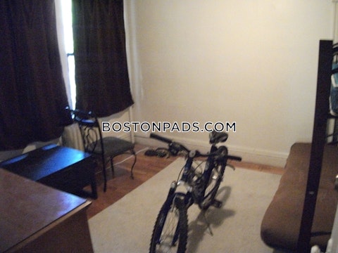 Queensberry St. Boston photo 13