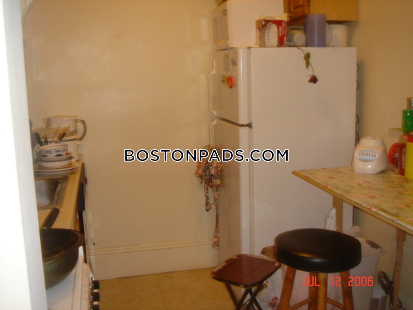 BOSTON - FENWAY/KENMORE - 1 Bed, 1 Bath - Image 2