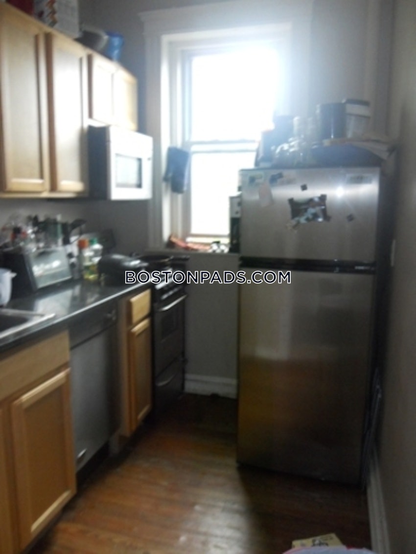 BOSTON - FENWAY/KENMORE - 1 Bed, 1 Bath - Image 4