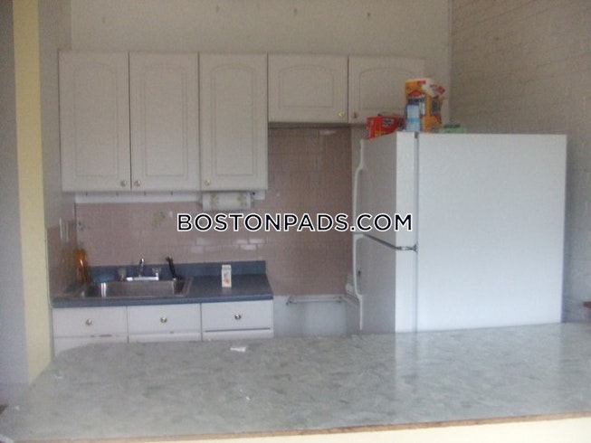 Boston - $9,999+ /mo