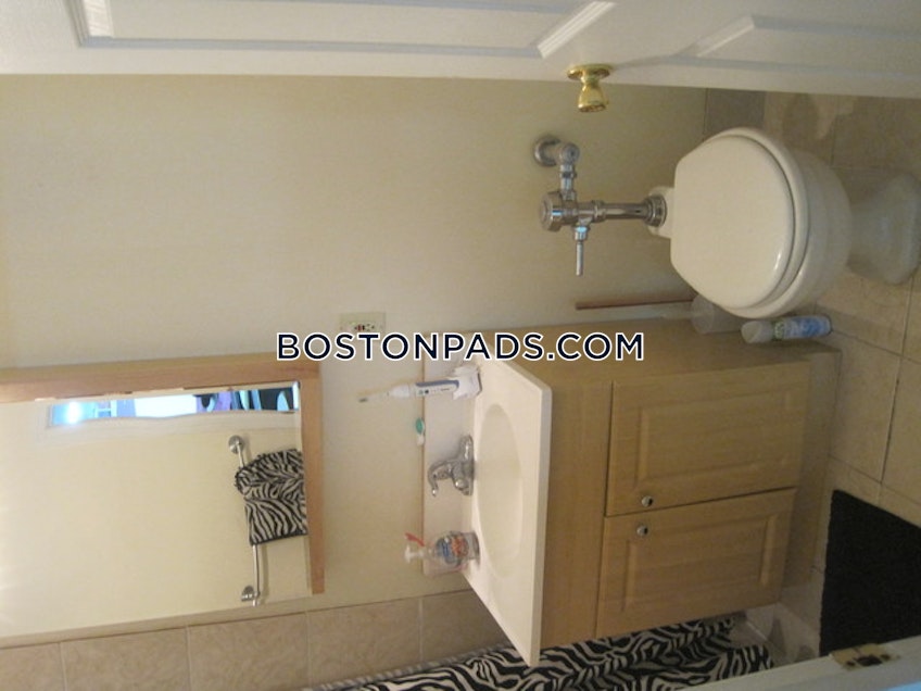 Boston - $3,475+ /month