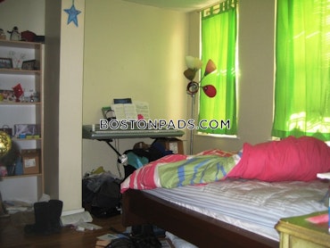 Boston - 2 Beds, 1 Baths