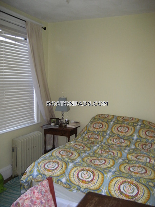 Boston - $3,700+ /mo