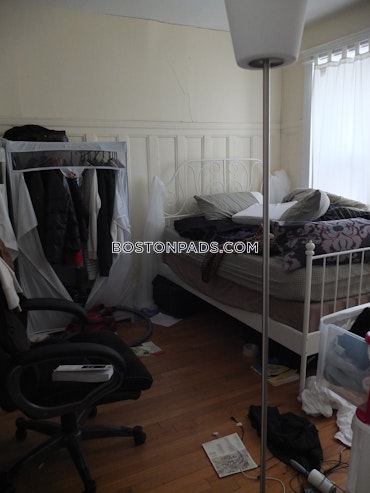 Boston - 2 Beds, 1 Baths