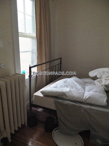 Boston - 2 Beds, 1 Baths