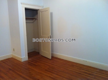 Boston - 0 Beds, 1 Baths