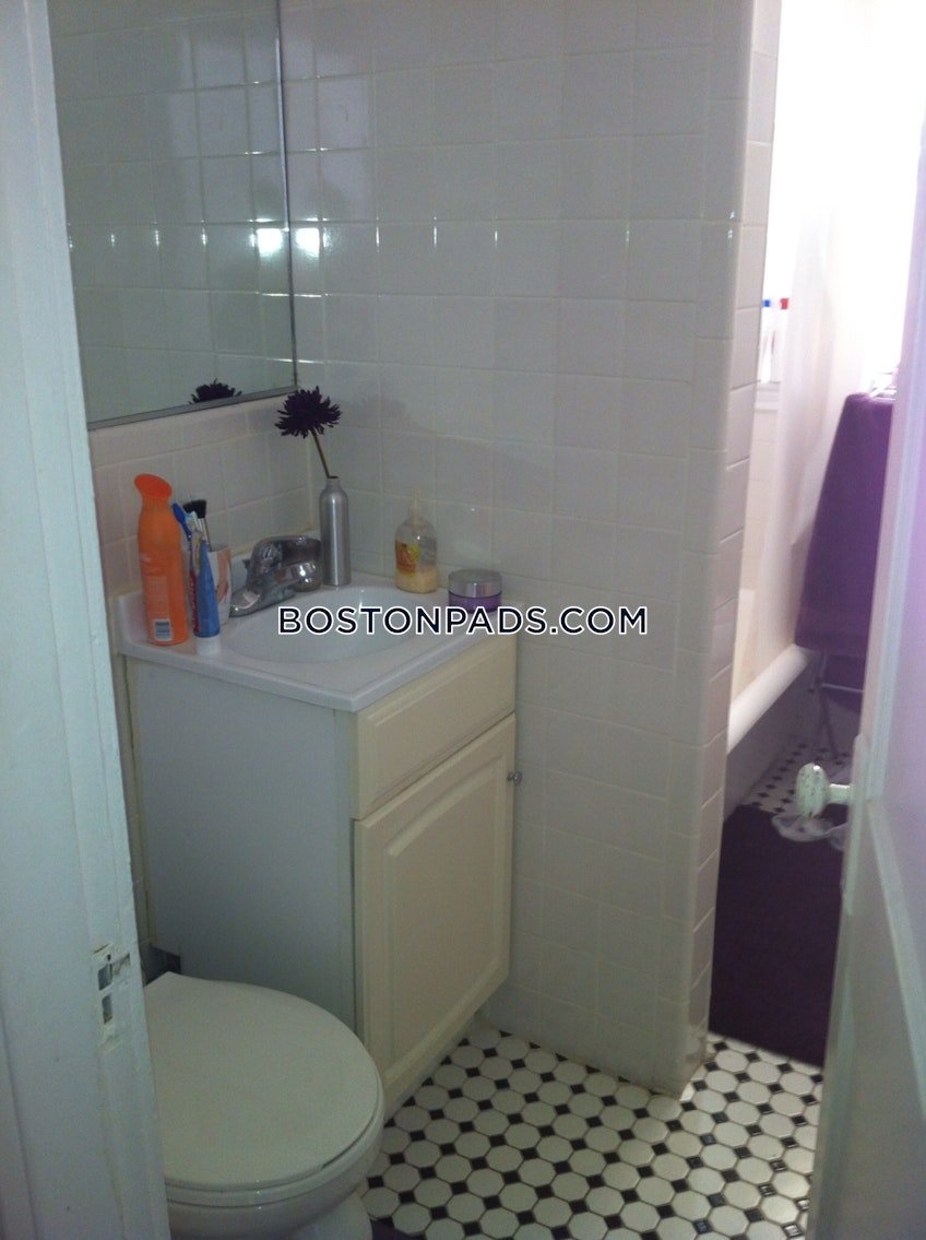 Boston - $2,400+ /month