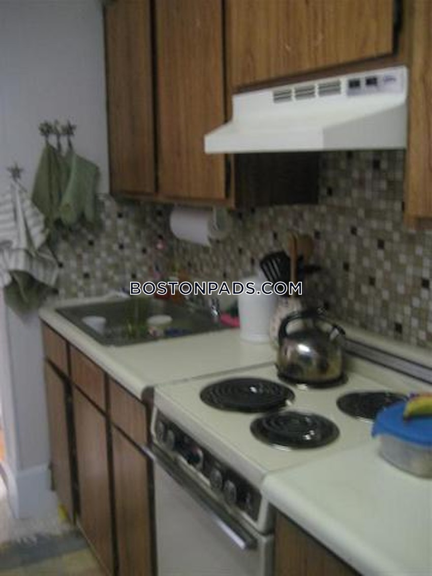 Boston - Fenway/Kenmore - 2 Beds, 1 Bath - Image 6