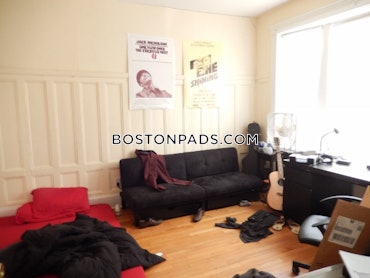 Boston - 2 Beds, 1 Baths