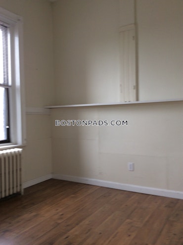 Boston - 2 Beds, 1 Baths