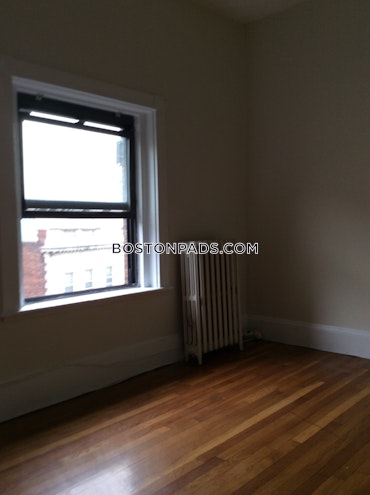 Boston - 2 Beds, 1 Baths