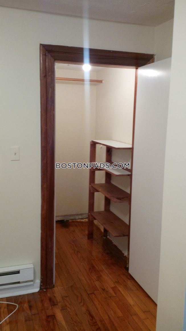 Boston - $3,200+ /mo