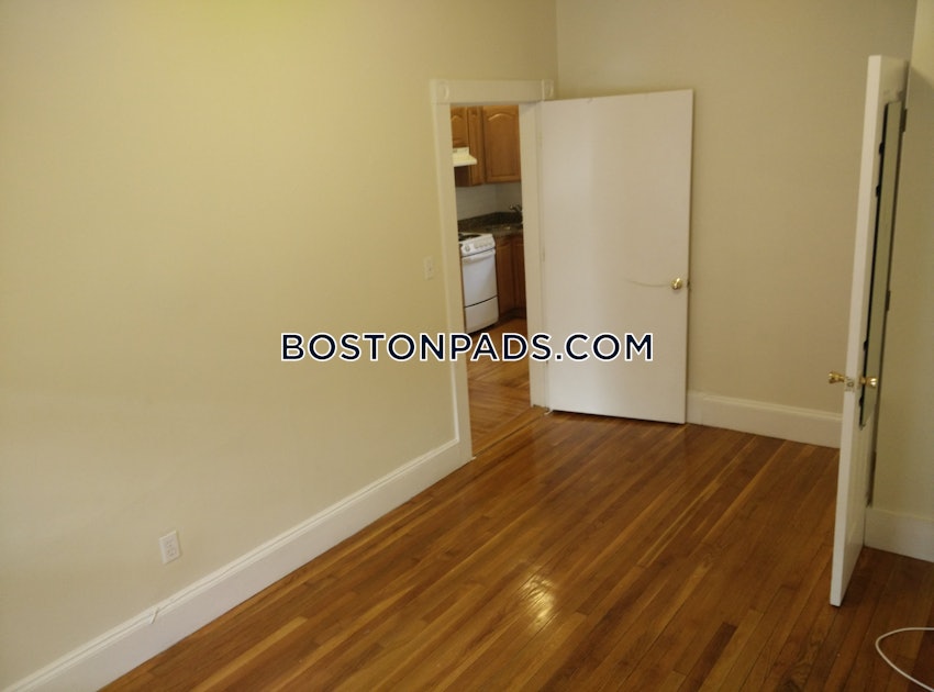 BOSTON - FENWAY/KENMORE - 2 Beds, 1 Bath - Image 8