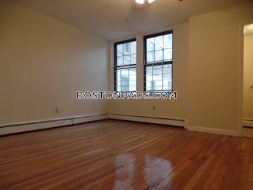 Boston - 4 Beds, 2 Baths