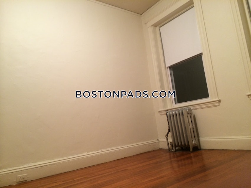 BOSTON - FENWAY/KENMORE - 1 Bed, 1 Bath - Image 18