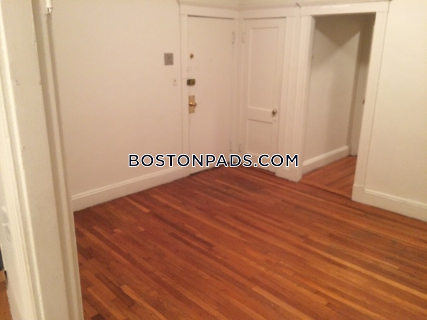 BOSTON - FENWAY/KENMORE - 1 Bed, 1 Bath - Image 15