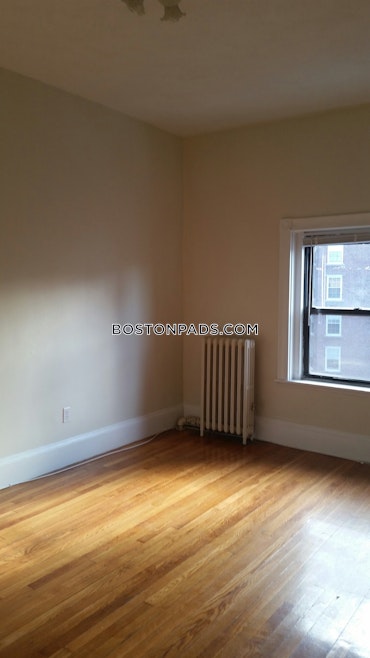 Boston - 2 Beds, 1 Baths