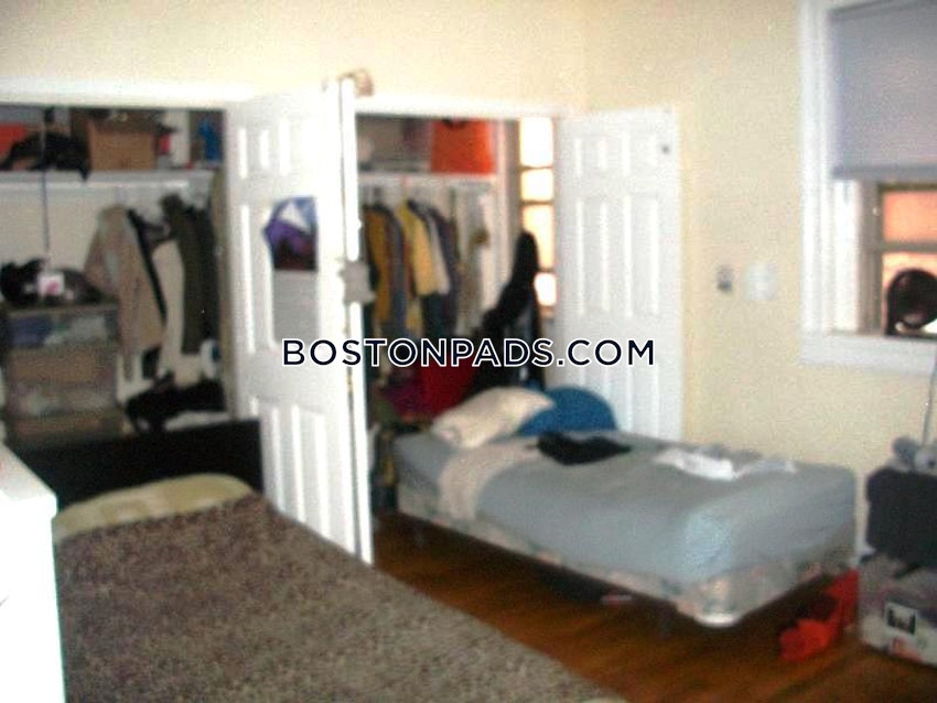 Boston - Fenway/Kenmore - 2 Beds, 1 Bath - Image 3