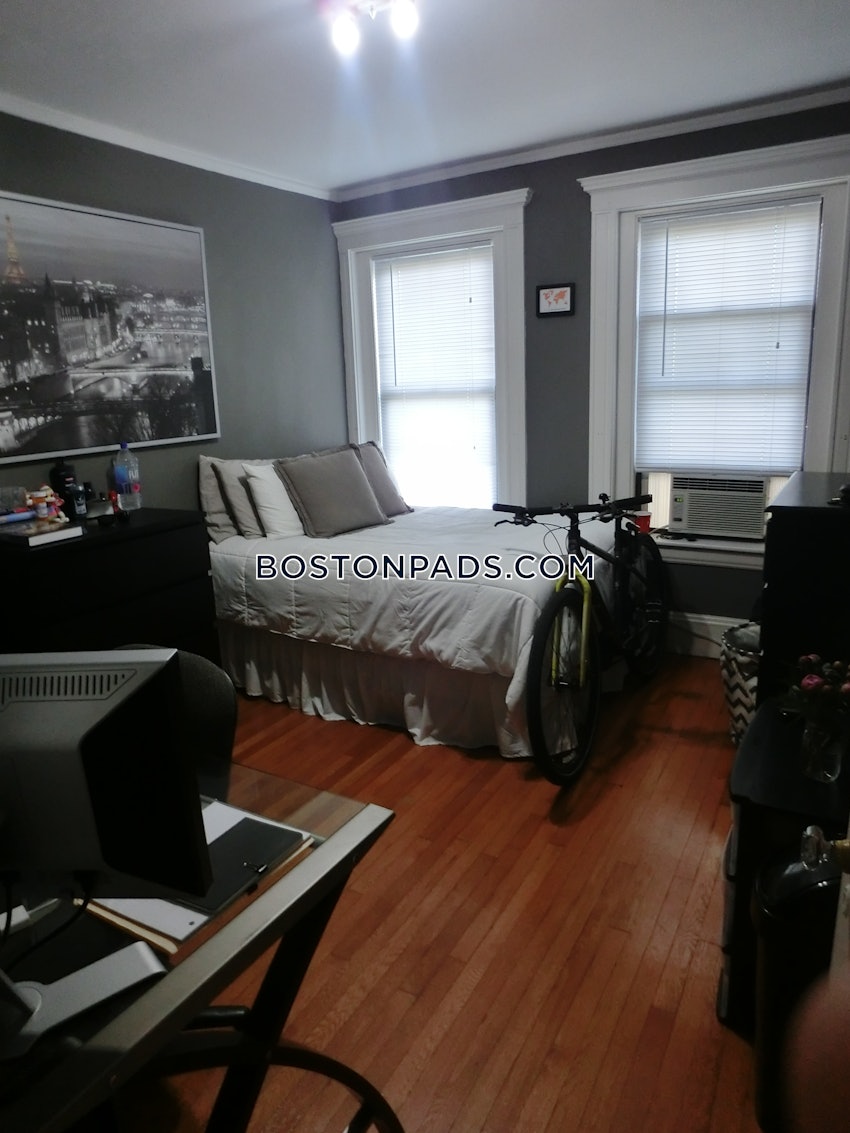 BOSTON - FENWAY/KENMORE - 3 Beds, 1 Bath - Image 16