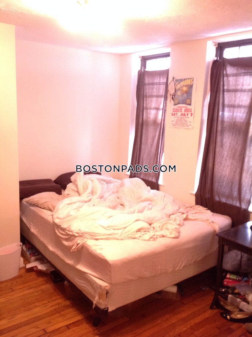 Boston - $3,200+ /month