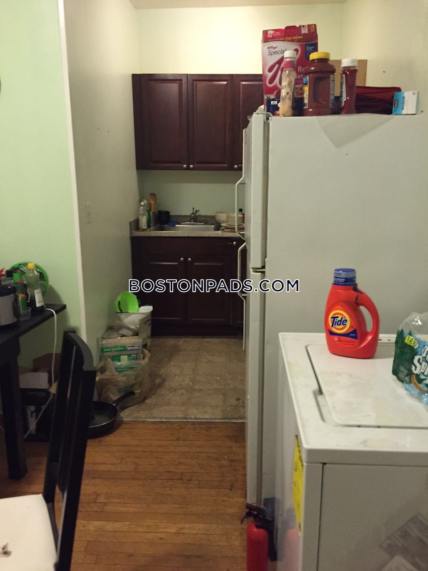 BOSTON - FENWAY/KENMORE - 3 Beds, 1 Bath - Image 15