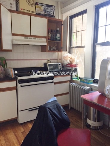Boston - 2 Beds, 1 Baths