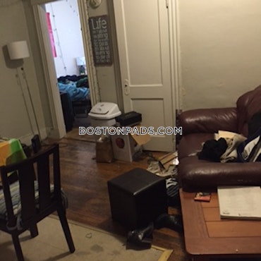 Boston - 0 Beds, 1 Baths