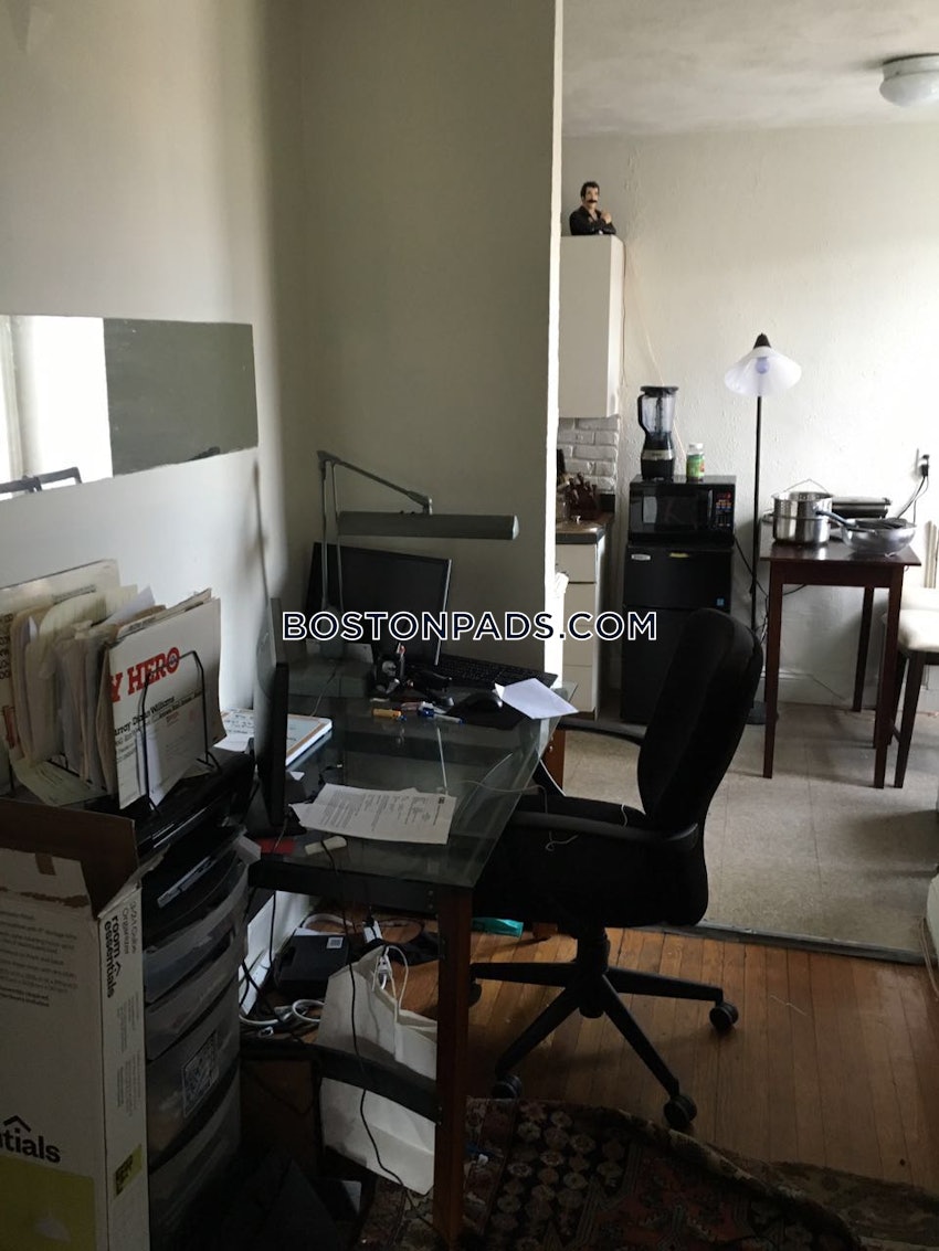 BOSTON - FENWAY/KENMORE - 1 Bed, 1 Bath - Image 7