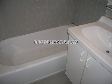 Boston - 2 Beds, 1 Baths