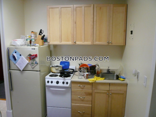 Boston - $3,475+ /mo
