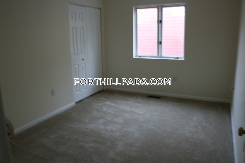 BOSTON - FORT HILL - 3 Beds, 1.5 Baths - Image 41