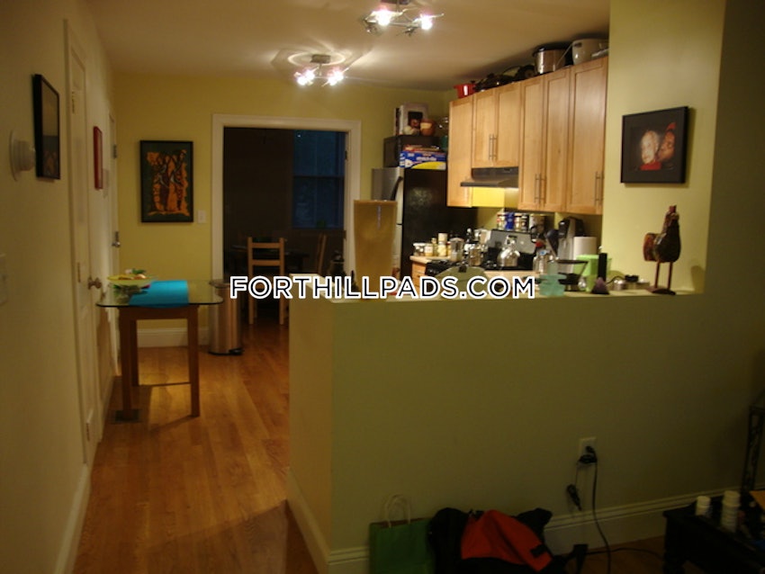 BOSTON - FORT HILL - 2 Beds, 1 Bath - Image 28