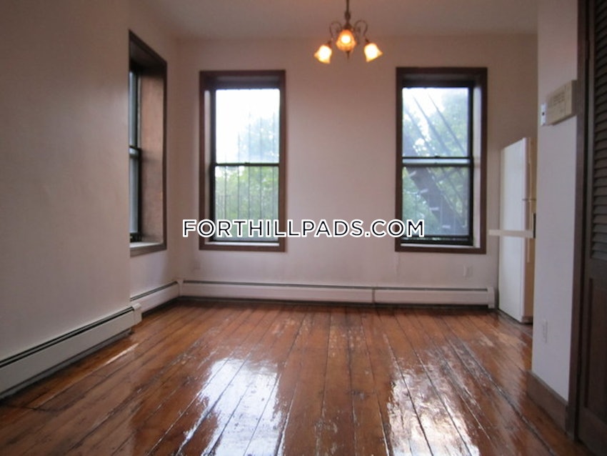 BOSTON - FORT HILL - 3 Beds, 2 Baths - Image 33