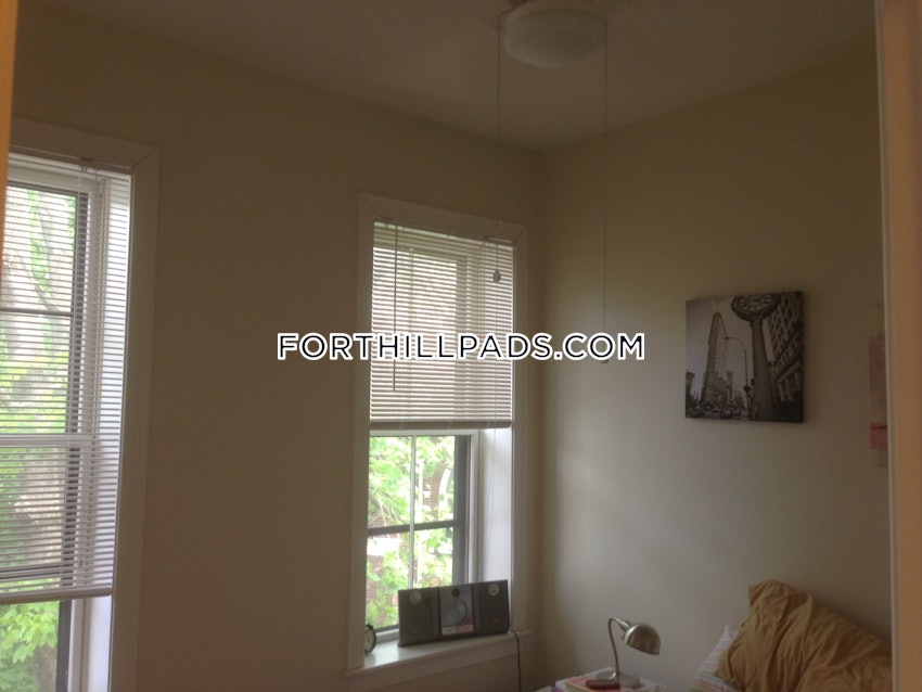 BOSTON - FORT HILL - 2 Beds, 1 Bath - Image 21