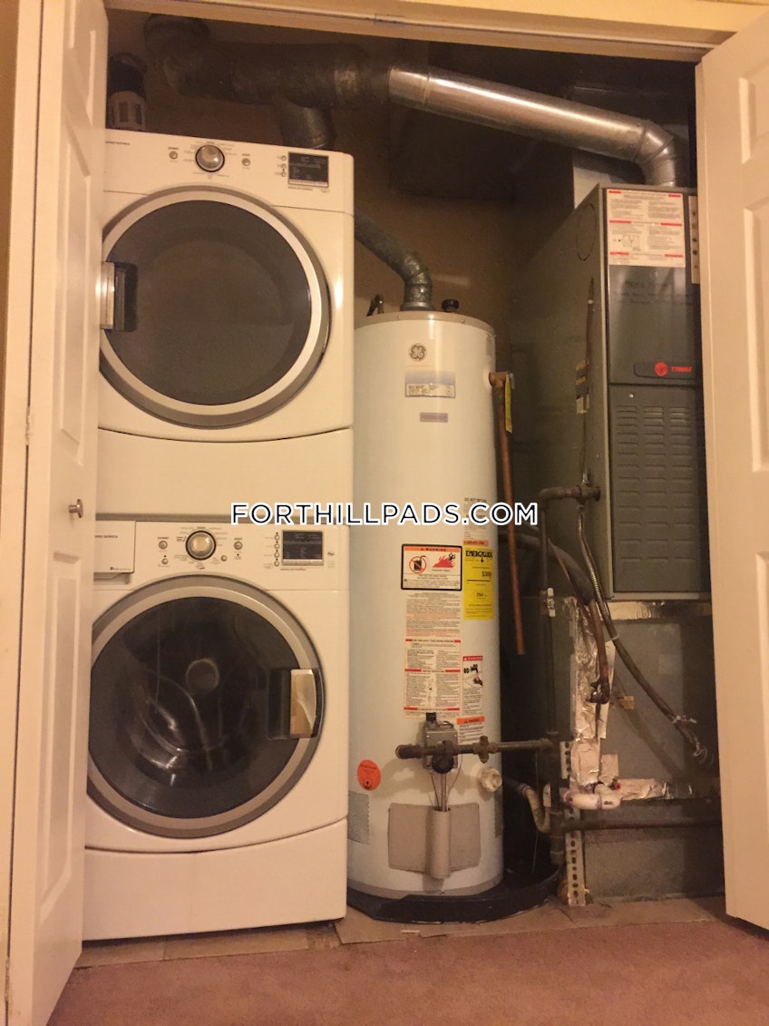 Boston - $3,200+ /month