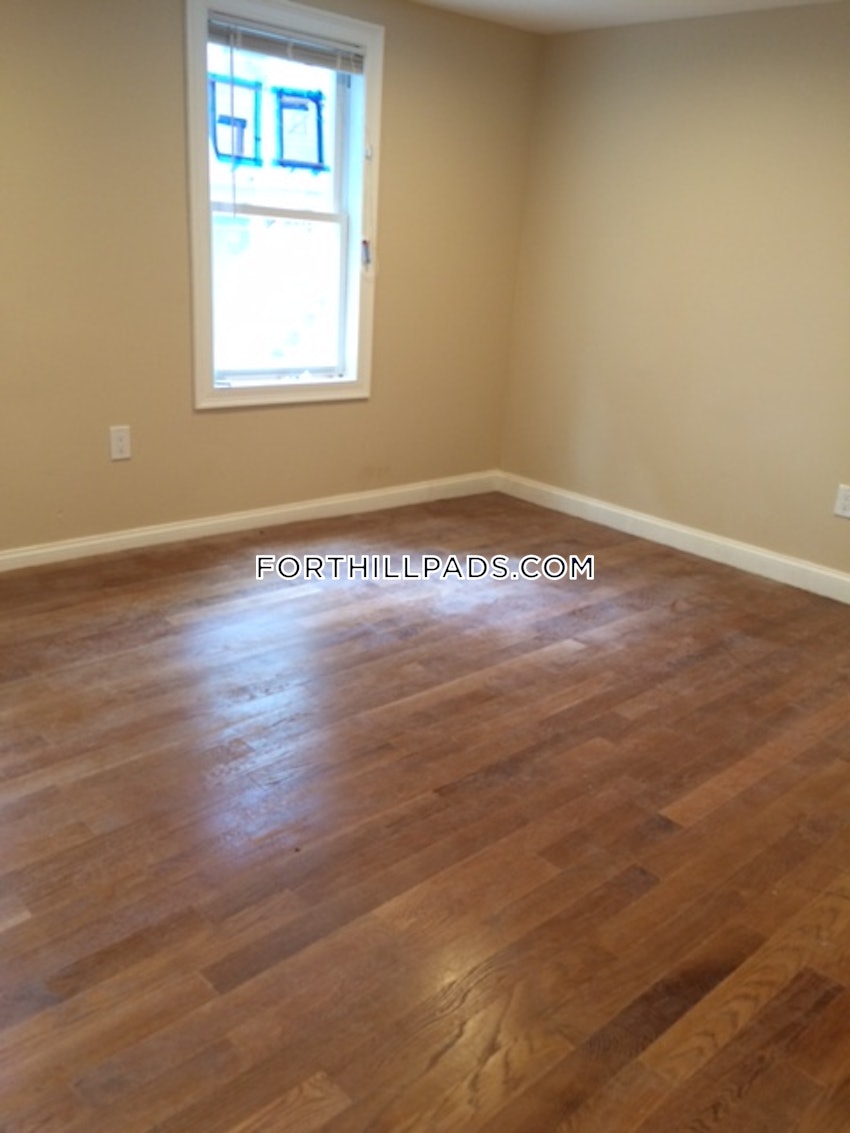 BOSTON - FORT HILL - 3 Beds, 1.5 Baths - Image 35