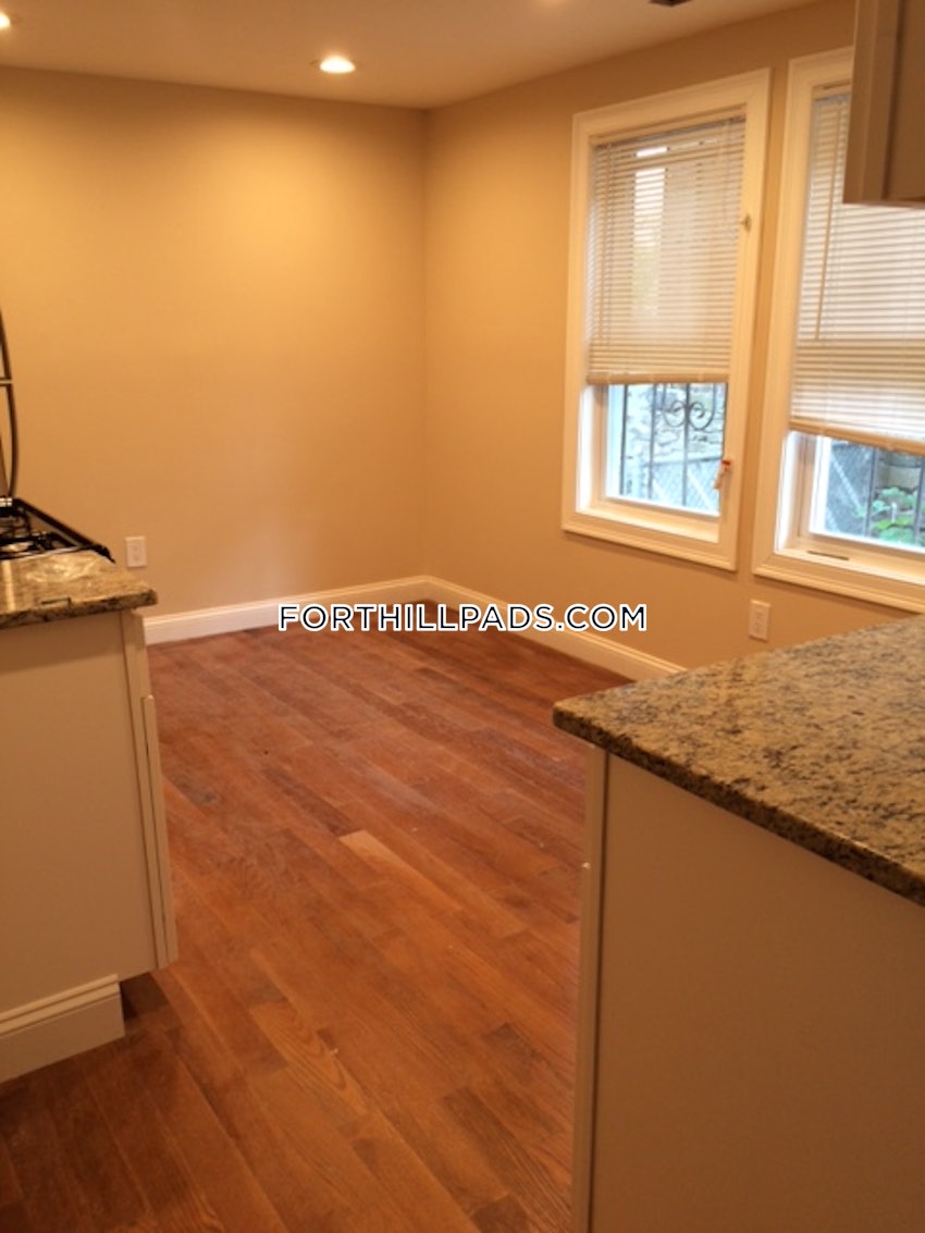 BOSTON - FORT HILL - 3 Beds, 1.5 Baths - Image 36