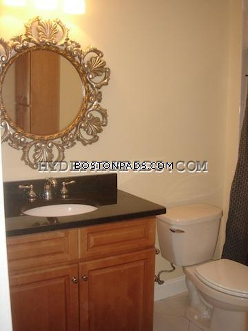 BOSTON - HYDE PARK - 2 Beds, 2 Baths - Image 25