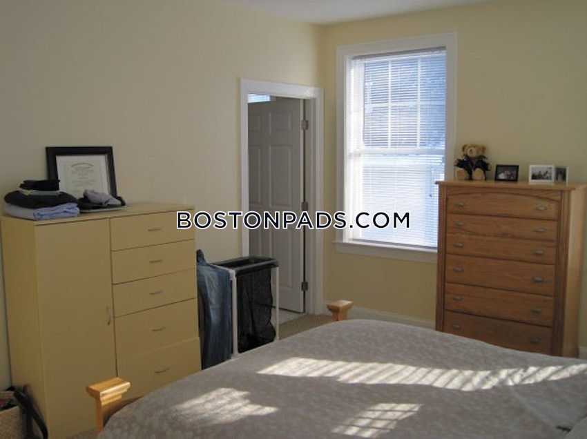 BOSTON - HYDE PARK - 2 Beds, 2 Baths - Image 8