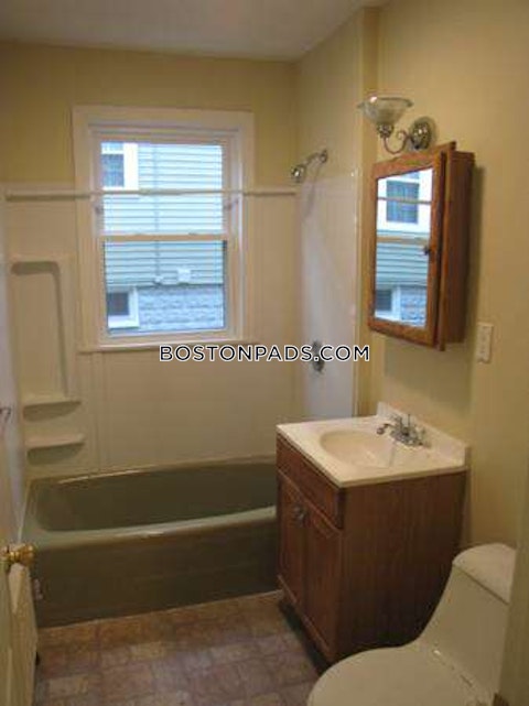 Charles St. Boston photo 25