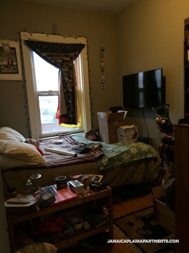 Center - Jamaica Plain, Boston, MA - 3 Beds, 1 Bath - $3,400 - ID#4425228