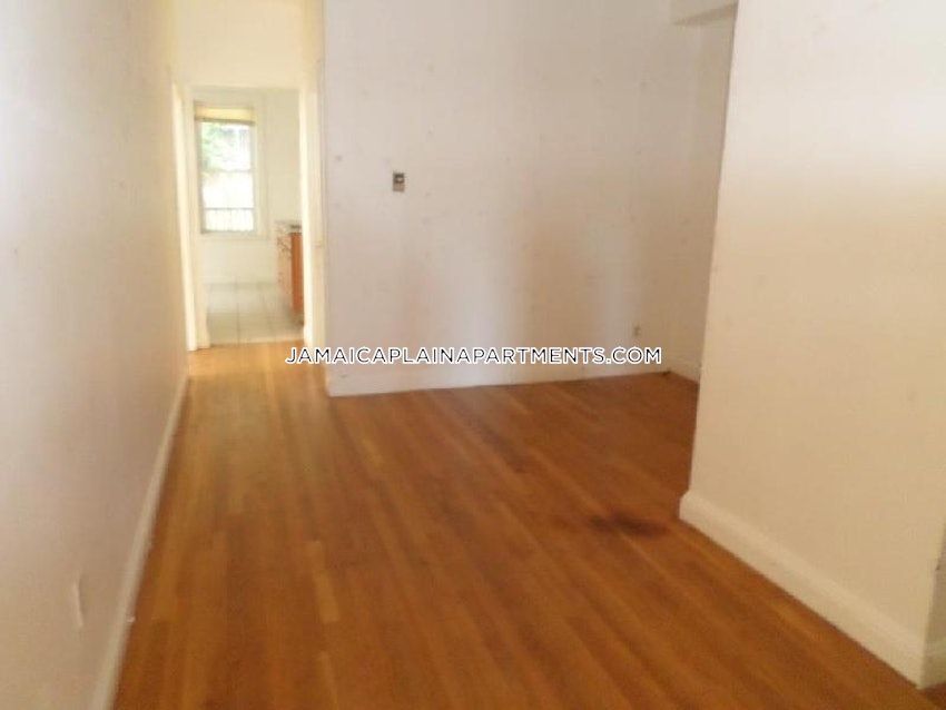 BOSTON - JAMAICA PLAIN - FOREST HILLS - 3 Beds, 1 Bath - Image 3