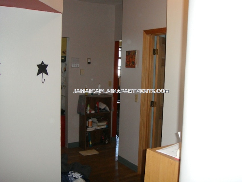 BOSTON - JAMAICA PLAIN - HYDE SQUARE - 1 Bed, 1 Bath - Image 32