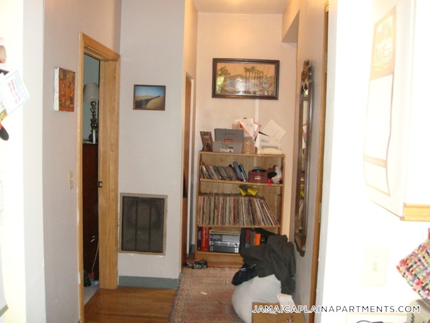 BOSTON - JAMAICA PLAIN - HYDE SQUARE - 1 Bed, 1 Bath - Image 5