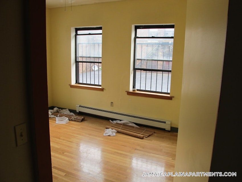 BOSTON - JAMAICA PLAIN - HYDE SQUARE - 1 Bed, 1 Bath - Image 1